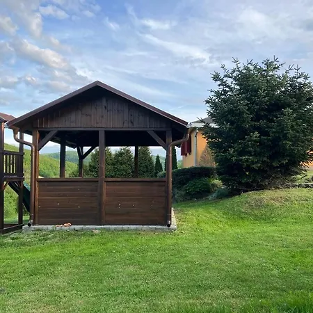 Adela Tatil Evi