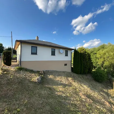 Сasa de vacaciones Adela